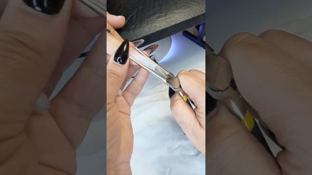 Моделирование ногтей на Верхние формы