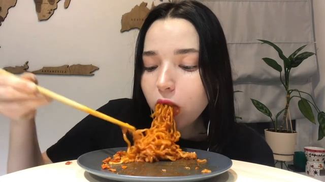 Острая корейская Лапша ? смотреть онлайн