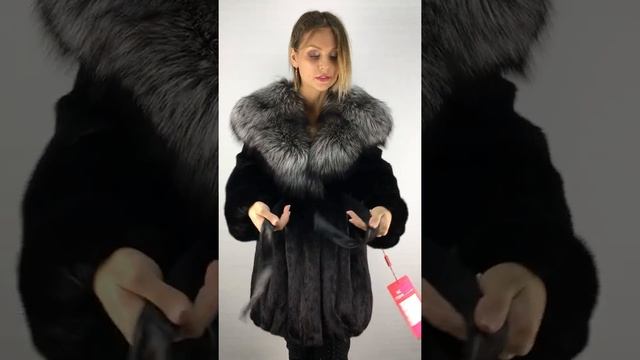 Шуба норковая с Роскошным капюшоном из Чернобурки! смотреть онлайн