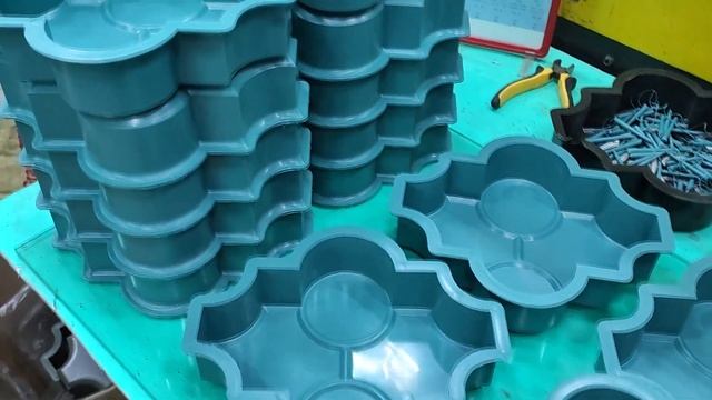 Изготовление формочек для брусчатки смотреть онлайн