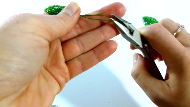 Бокаловидная роза. ? Урок 8 - Листья / Cup-shaped rose. Lesson 8 - Leaves смотреть онлайн