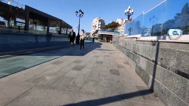 28 апреля 2022 г. Ялта, утренняя вело - видео прогулка по Набережной, от ул. Морская до СПА "Лето" смотреть онлайн