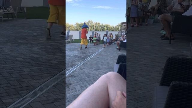Часть 1. Анимация в отеле Atlantic beach Витязево Анапа 30.08.2022. смотреть онлайн