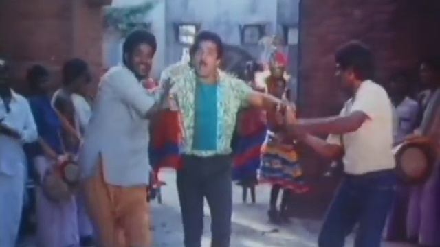 Aaya Hai Raja Full Song | Appu Raja | Kamal Hasan смотреть онлайн