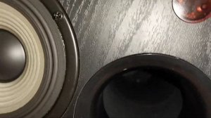 Обзор акустики Edifier R2850DB