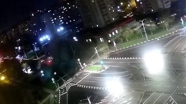 ВИДНО КАК СЛУЧИЛСЯ ВЗРЫВ В БЕЛГОРОДЕ смотреть онлайн