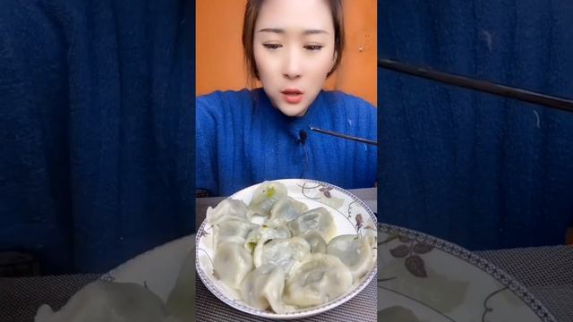 Китайцы едят на камеру / Как едят китайцы!!! ???? смотреть онлайн