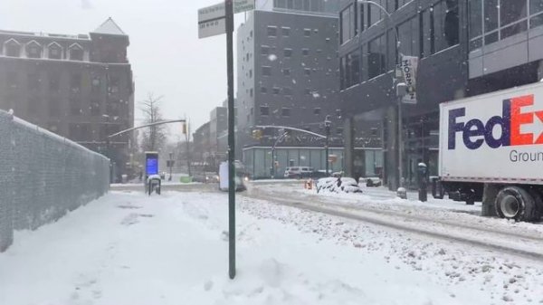 ⁴ᴷ⁶⁰ Times Square New York City During Biggest Snowstorm of the Year (February 1, 2021)