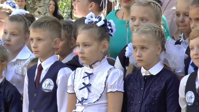Гимназия №2 П.Заводской.1.09.2018 смотреть онлайн