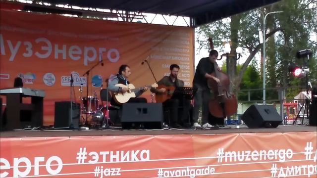 Django Friends  Minor Swing