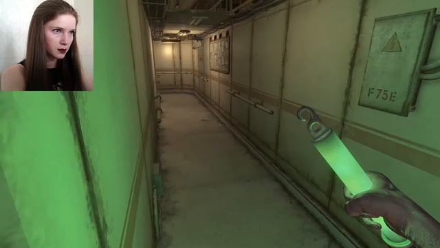 Девушка играет в MONSTRUM — инди-хоррор! Пятница, 13-е! смотреть онлайн