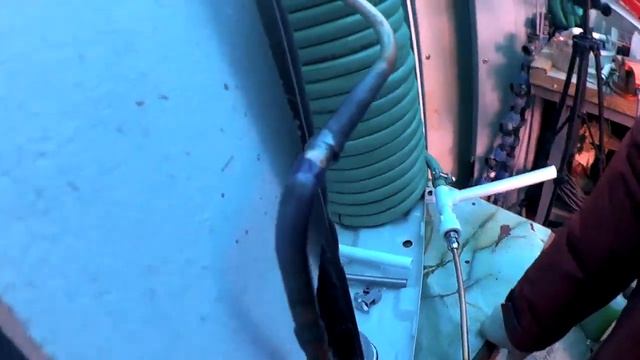 ХП: Народный тепловой насос. Установка теплообменника вместо штатного и вакуумирование. смотреть онлайн