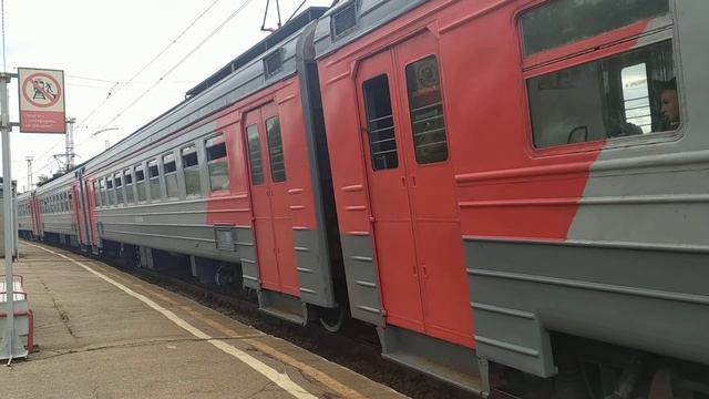 Электропоезд ЭД2Т-0035, рельсовый автобус РА2-093 смотреть онлайн