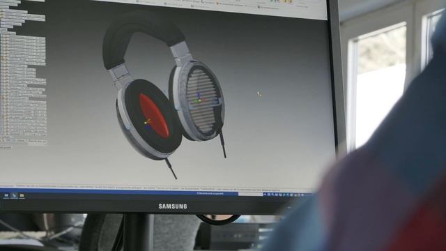 Planar-Magnetic & Dynamic: T+A Solitaire P, P-SE, & T Headphones - SoundStage! InSight (August 2022 смотреть онлайн