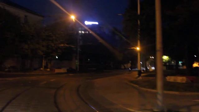 От Тульской до Дубининской улицы - на 71-623.02 по маршруту 38 едем в центр Москвы смотреть онлайн