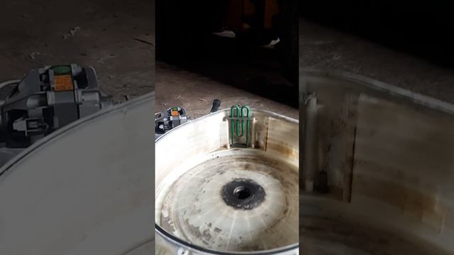 Меняем подшипники на стиральной машине Samsung Diamond 6кг качество воды удивляет. смотреть онлайн