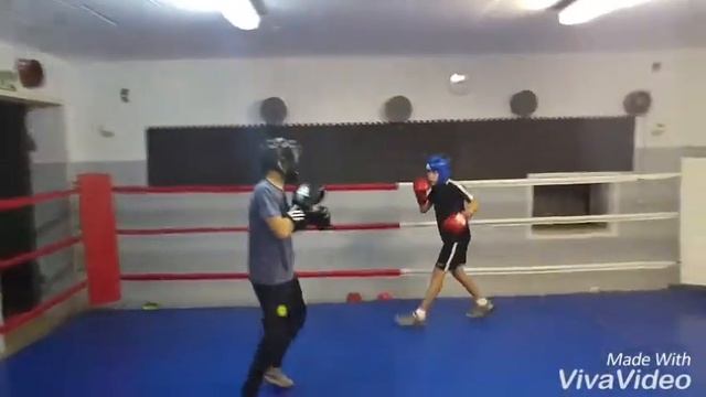 Спарринг дома. Павел Браун & Элиша Ланда смотреть онлайн