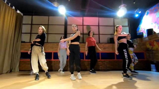 nelly furtado - turn off the light (Strela Dance Studio) смотреть онлайн