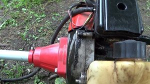 Признаки выхода со строя переднего сальника бензокосы, мотокосы.