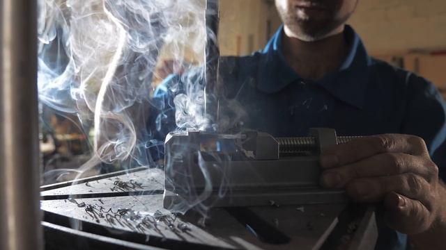 АКУЛОКУС - ЗЛЮЩАЯ ПНЕВМАТИЧЕСКАЯ ПАСТЬ смотреть онлайн