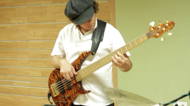 Sweet Dreams - Jazz 4 U - Cover Eurythmics смотреть онлайн