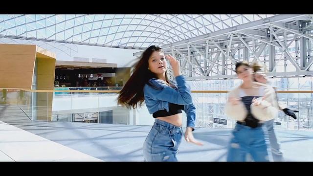 [K-POP IN PUBLIC] [ONE TAKE] LE SSERAFIM (르세라핌) - ANTIFRAGILE dance cover by [AS]YOU смотреть онлайн