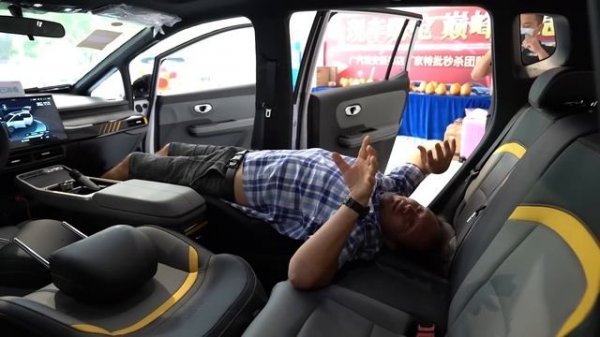 GAC Aion Y. Обзор и Тест Драйв Электромобиль из Китая