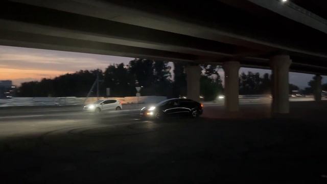 ЛЕТНЯЯ НОЧЬ И ДВЕ BMW M5 смотреть онлайн