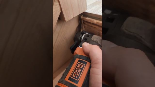 Реноватор BLACK+DECKER MT300KA смотреть онлайн