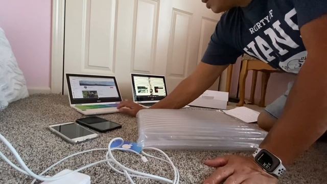 MacBook Air Unboxing смотреть онлайн