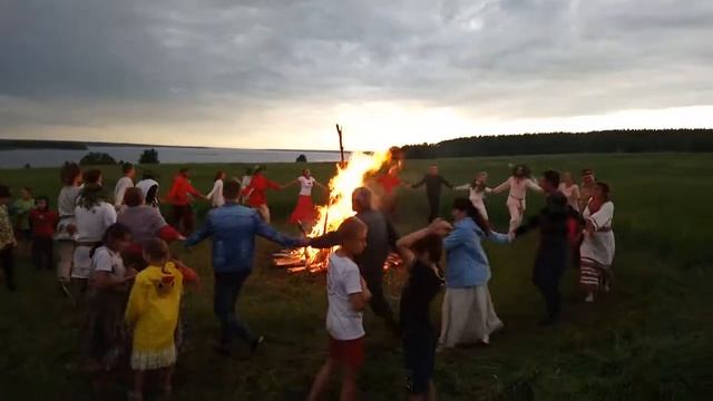 Вокруг костра (Купала 2018) смотреть онлайн