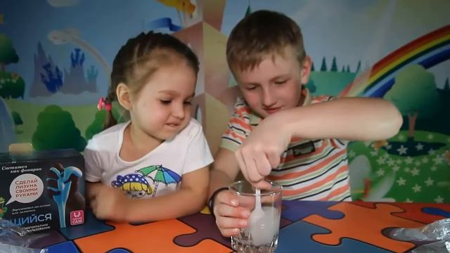 ✵ Как сделать Светящегося Лизуна | Делаем Лизуна Своими Руками смотреть онлайн