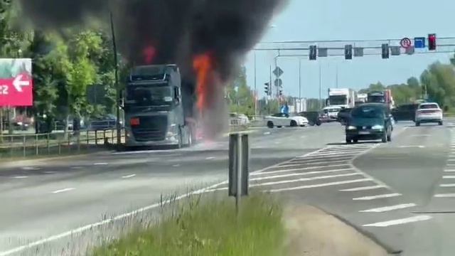 video_2023-06-14_21-17-00[ Альбом ]
?? Под Ригой неизвестные подожгли НАТОвскую технику В Саласпи смотреть онлайн