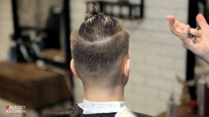 Мужская стрижка с деталями фейд и андеркат. Men's Haircut Undercut