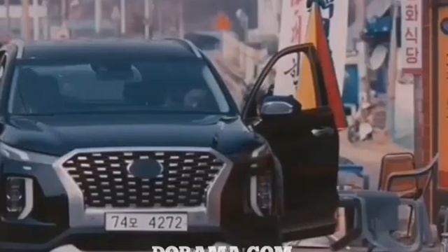 ?Досмерть напугала бандитов одним своим взглядом?Дорама Крутая Недвижимости смотреть онлайн