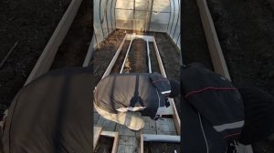 Как сделать дорожки в теплице. Подробная версия.