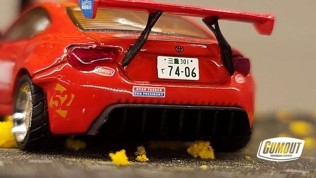 HKM 1:64 - Gumout GT4586 Drift Car x Ferrari 458 Engine x Toyota 86GT l Cinema 4K смотреть онлайн