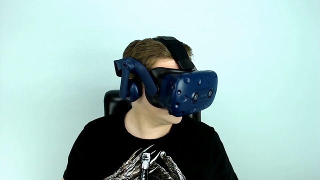 Шлем виртуальной реальности для тех кто носит очки (HTC VIVE Pro) смотреть онлайн