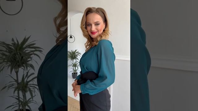Блуза из шифона с имитацией двойного слоя модель 2359 izumrud смотреть онлайн