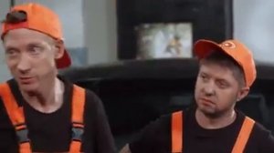 Батюшка в автосервисе)))