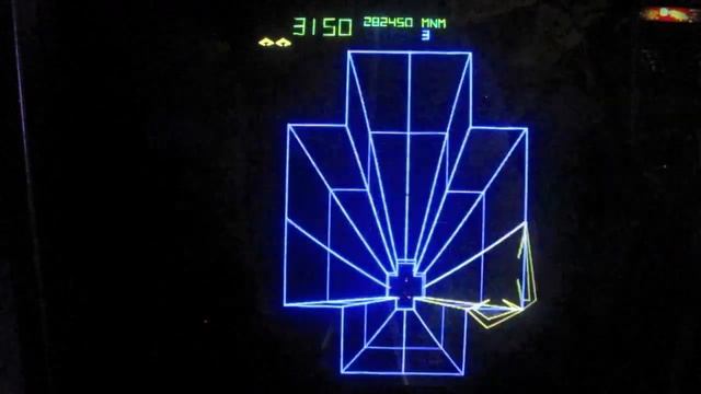 Tempest Arcade Game Cabinet Cabaret Review - Atari Vector Coin-Op 1981 смотреть онлайн
