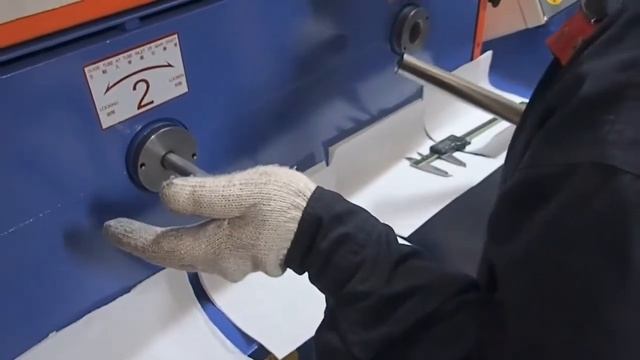 Завальцовка конца трубы смотреть онлайн