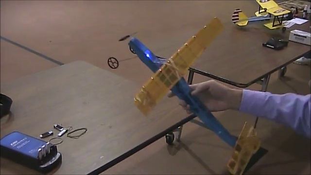 Guillow Lancer RC Model Airplane Conversion смотреть онлайн