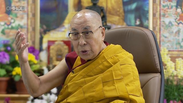 Далай-лама. Три тренировки в палийской и санскритской традициях буддизма смотреть онлайн