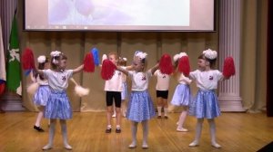 танец с султанчиками, воспитанники детского сада "Рябинка"