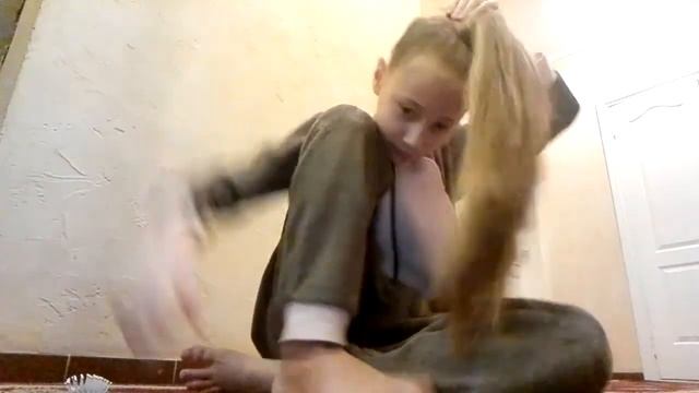 Делаем три причёски с высоким хвостом смотреть онлайн