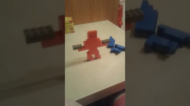 Красный робот и  чудо-юдо рыба кит!