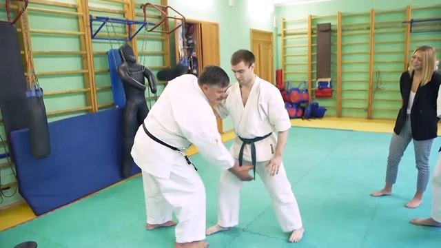 Сколько НА САМОМ ДЕЛЕ раз в день нужно есть чтобы набирать массу и сжигать жир смотреть онлайн