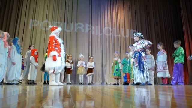 FULL| "Как стать снегурочкой" (отделение "Микрогород "В лесу") смотреть онлайн