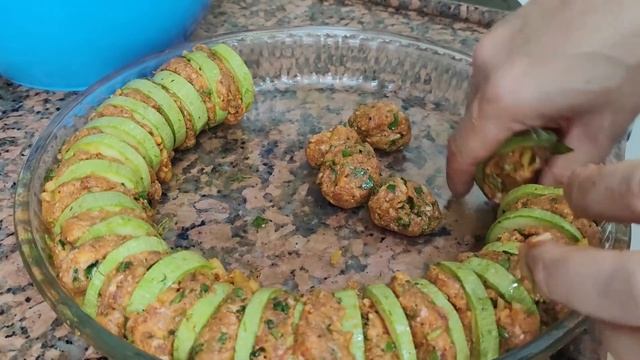 ?МУЖ ТУРОК ГОТОВИТ - КАБАЧКИ - ОТЛИЧНЫЙ УЖИН ПО-ТУРЕЦКИ/ Рецепты/ Анталия